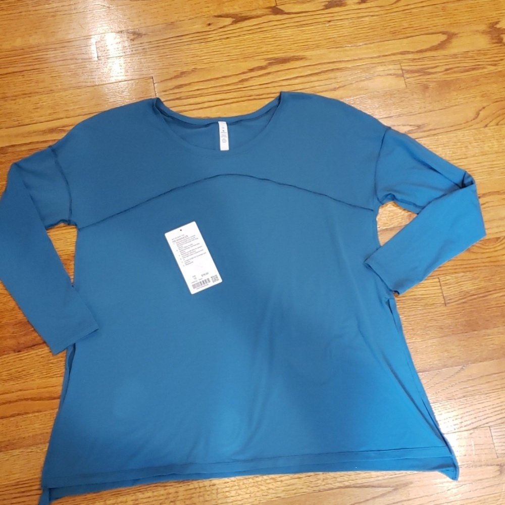 Lululemon Hit Unwind LS long sleeve tee Size 12